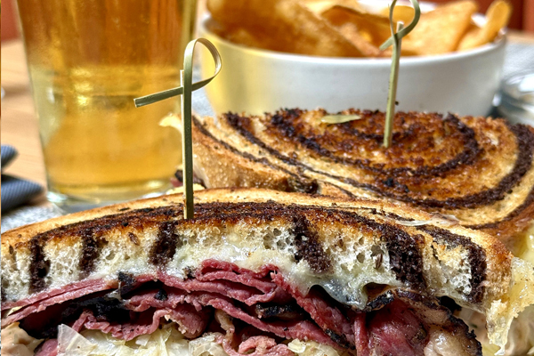 SS lunch reuben sandwich